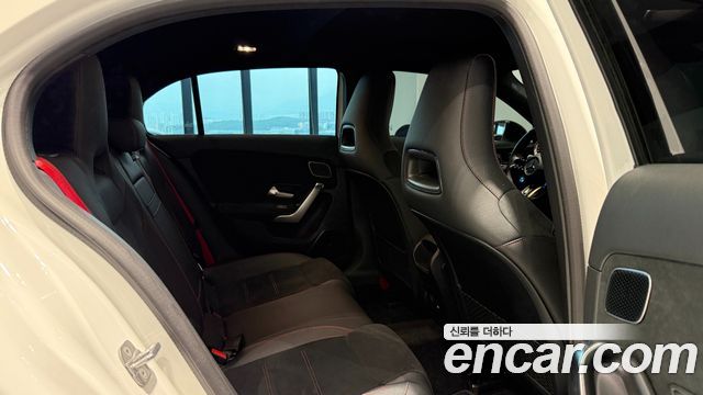 Mercedes-Benz A-Class 2025 — photo 20