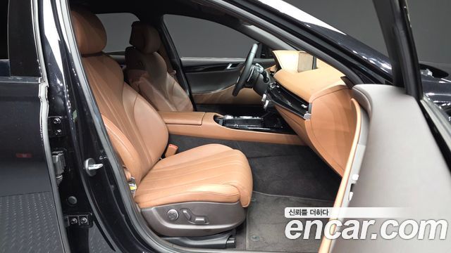Genesis G80 2022 — photo 11