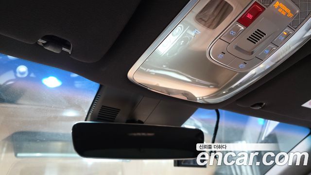 Genesis G80 2022 — photo 18