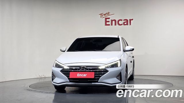 Hyundai AVANTE 2020 — photo 3