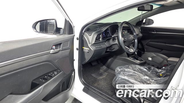 Hyundai AVANTE 2020 — photo 10