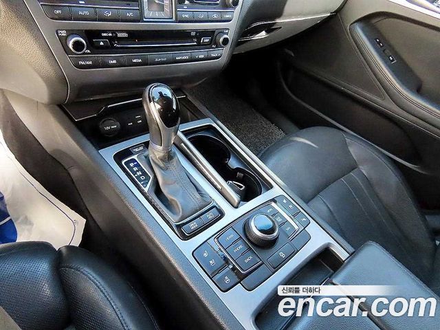 Hyundai Genesis 2015 — photo 10