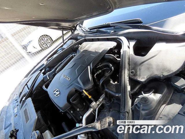 Hyundai Genesis 2015 — photo 18