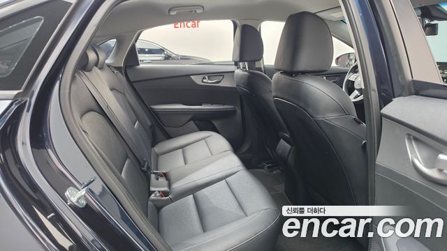 Kia K3 2020 — photo 17