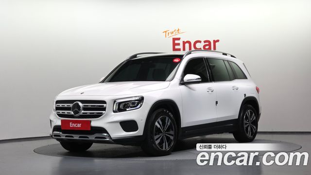 Mercedes-Benz GLB-Class 2022 — photo 1