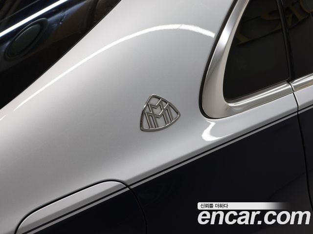 Mercedes-Benz S-Class 2022 — photo 6