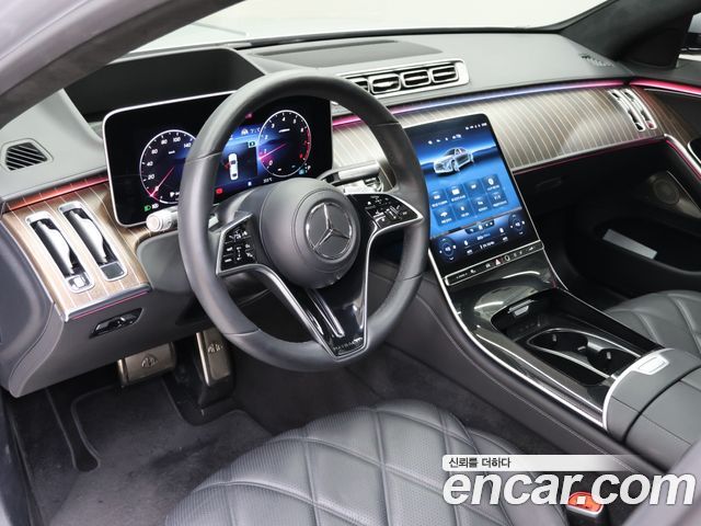 Mercedes-Benz S-Class 2022 — photo 9