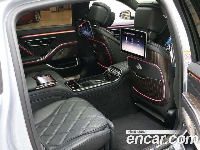 Mercedes-Benz S-Class 2022 — photo 19