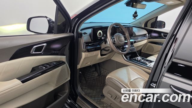 Kia Canival 2021 — photo 13