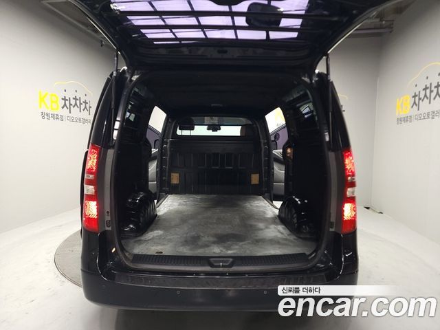 Hyundai Starex 2020 — photo 17