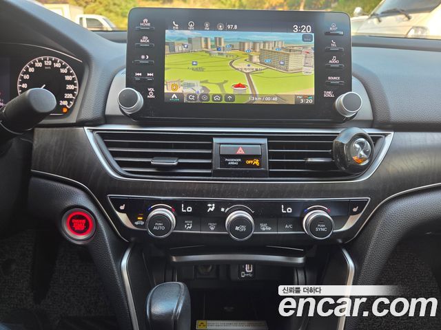 Honda Accord 2019 — photo 7