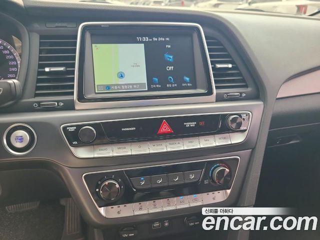 Hyundai Sonata 2019 — photo 13