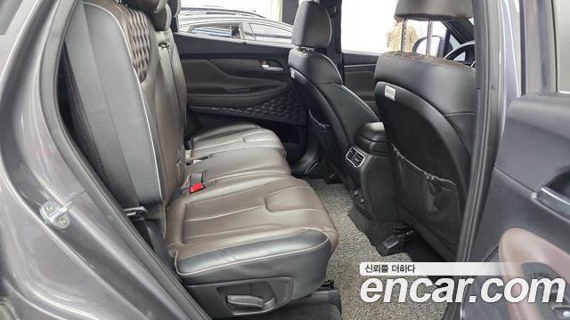 Hyundai Santafe 2021 — photo 12