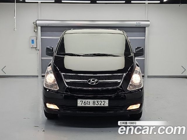 Hyundai Starex 2013 — photo 2
