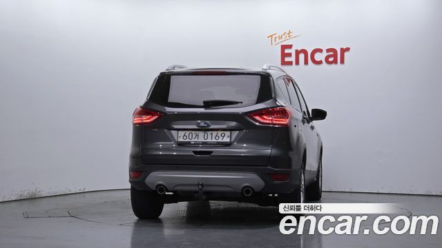 Ford Kuga 2016 — photo 4