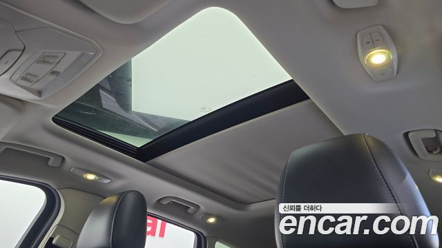 Ford Kuga 2016 — photo 23