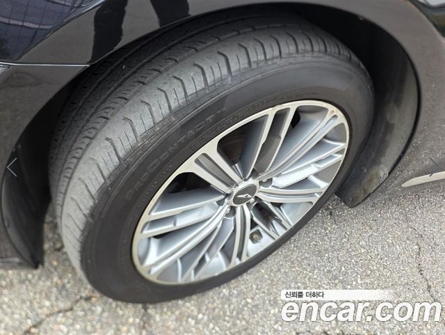 Genesis G80 2018 — photo 10