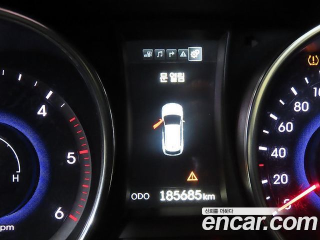 Hyundai Santafe 2015 — photo 9