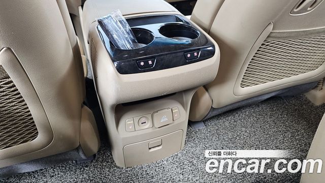 Kia Canival 2019 — photo 24