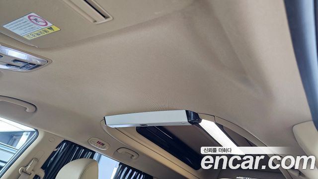 Kia Canival 2019 — photo 37