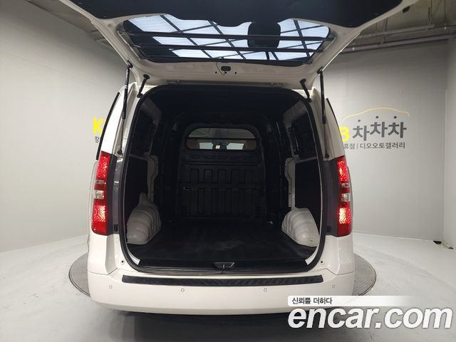 Hyundai Starex 2021 — photo 7