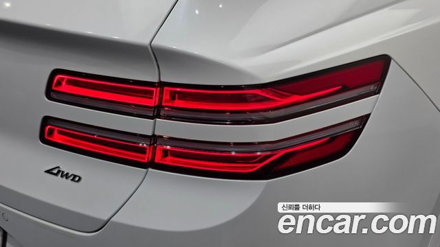 Genesis GV80 2024 — photo 9