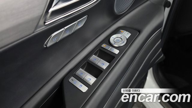 Genesis GV80 2024 — photo 30