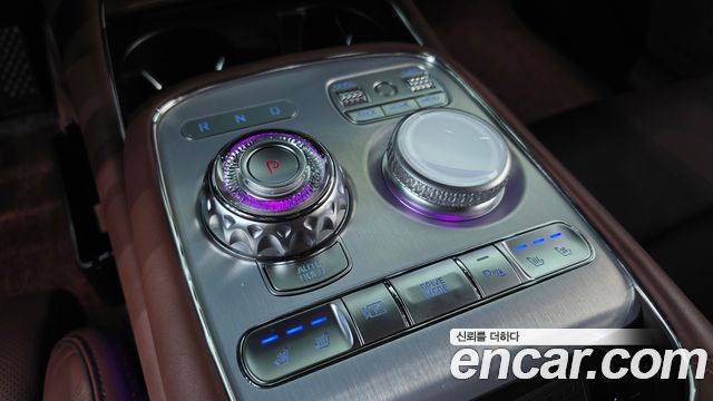 Genesis G90 2023 — photo 12