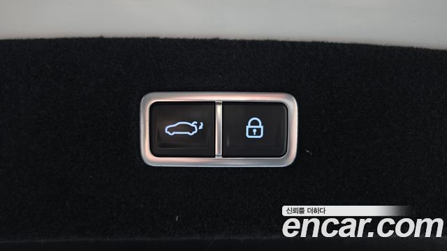Genesis G90 2023 — photo 22