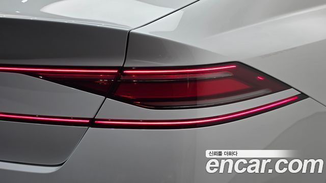 Genesis G90 2023 — photo 9