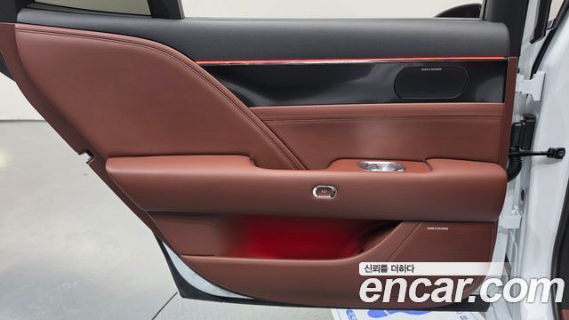 Genesis G90 2023 — photo 15