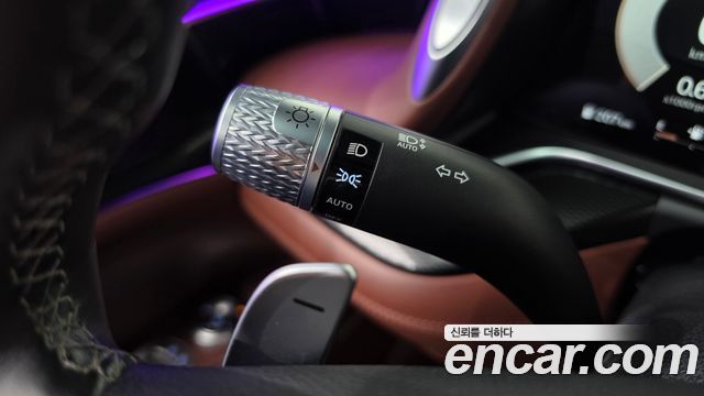 Genesis G90 2023 — photo 28