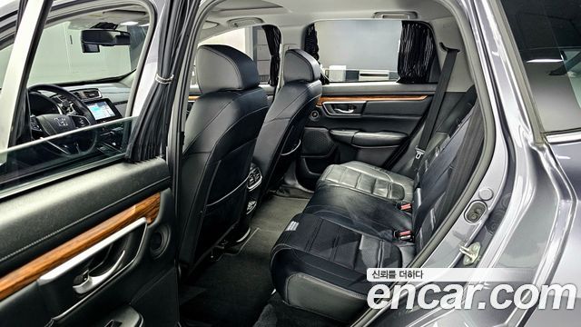 Honda CR-V 2017 — photo 11