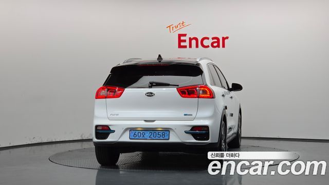 Kia Niro 2019 — photo 4
