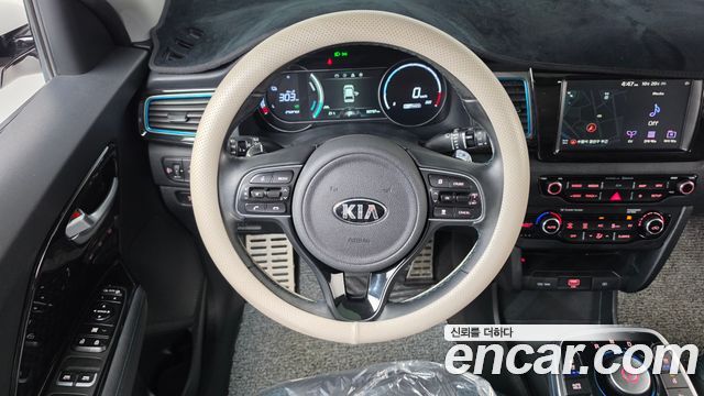 Kia Niro 2019 — photo 19