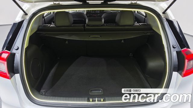 Kia Niro 2019 — photo 23