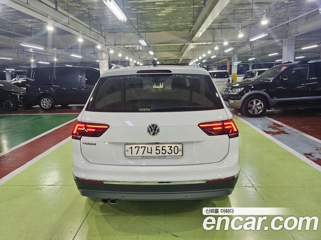 Volkswagen Tiguan 2020 — photo 4