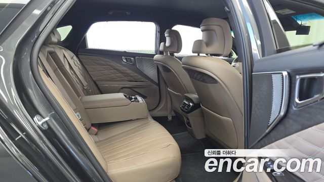 Kia K8 2023 — photo 12