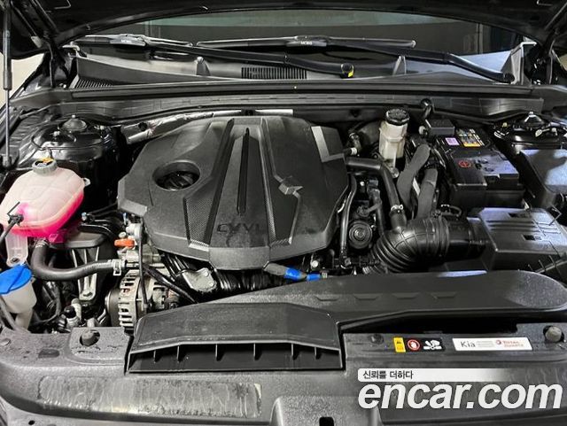 Kia K5 2023 — photo 16