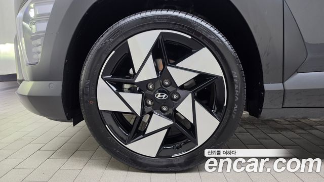 Hyundai Kona 2023 — photo 5