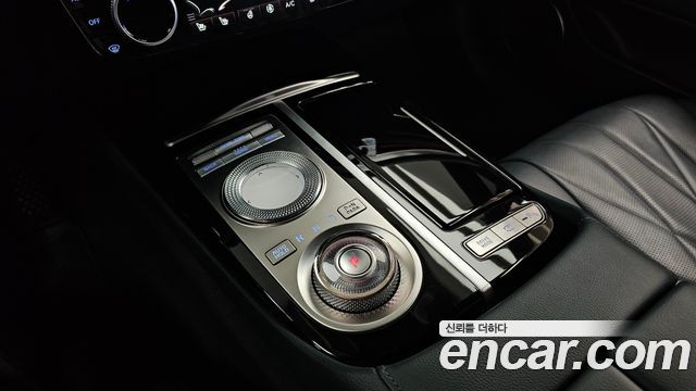 Genesis G80 2022 — photo 9