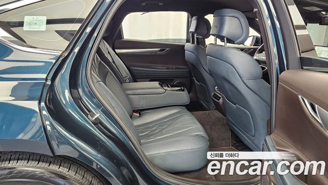 Genesis G80 2022 — photo 12