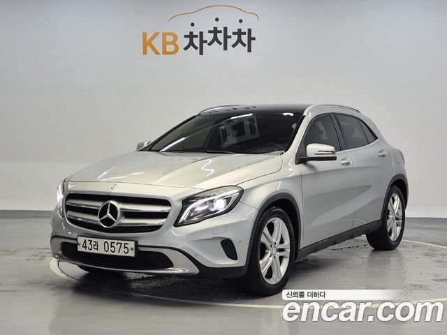 Mercedes-Benz GLA-Class 2016 — photo 1