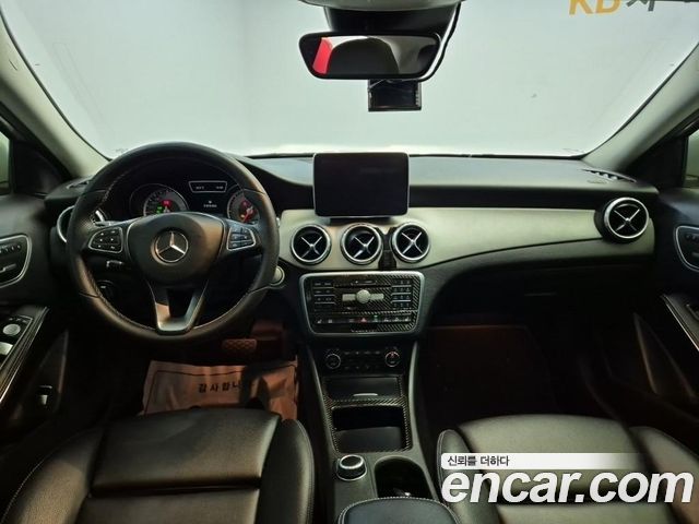 Mercedes-Benz GLA-Class 2016 — photo 5