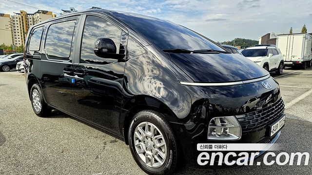 Hyundai Staria 2022 — photo 17