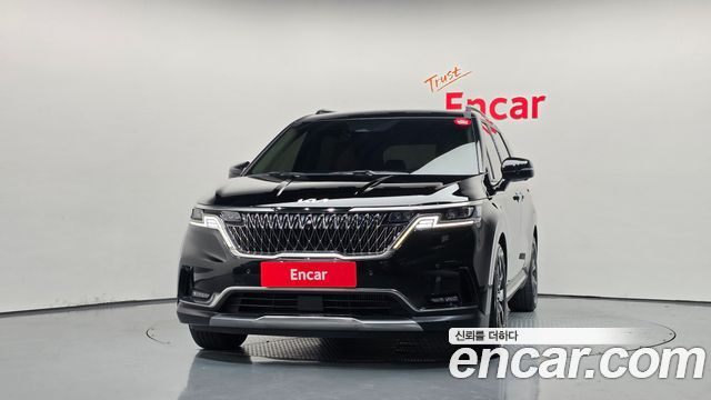 Kia Canival 2023 — photo 3