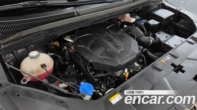 Kia Canival 2023 — photo 6