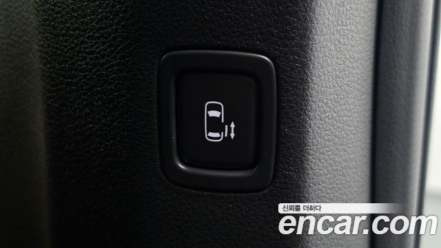Kia Canival 2023 — photo 23