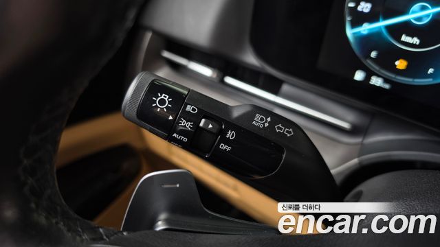 Kia Canival 2023 — photo 25