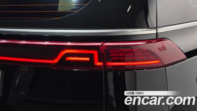 Kia Canival 2023 — photo 9